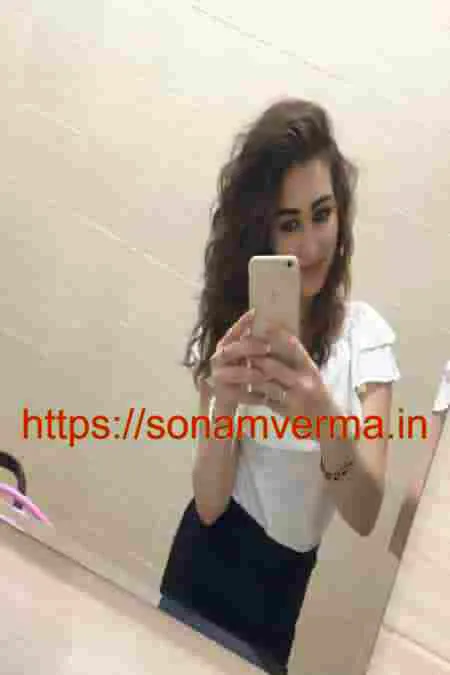 Rhea Kapoor, Nainital Escorts for Romantic Getaway